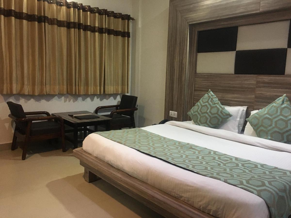 Hotel Maharaja Inn By Geetanjali Hotels Katra  Ngoại thất bức ảnh